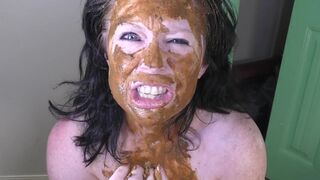 MILF SCAT 08 - Granny Licks and Smeers Shit, ScatKings.com Scat Porn 2 ScatKings.com Scat Porn