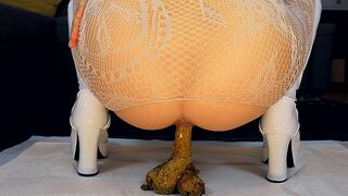 squatting a big load, ScatKings.com Scat Porn 12 ScatKings.com Scat Porn
